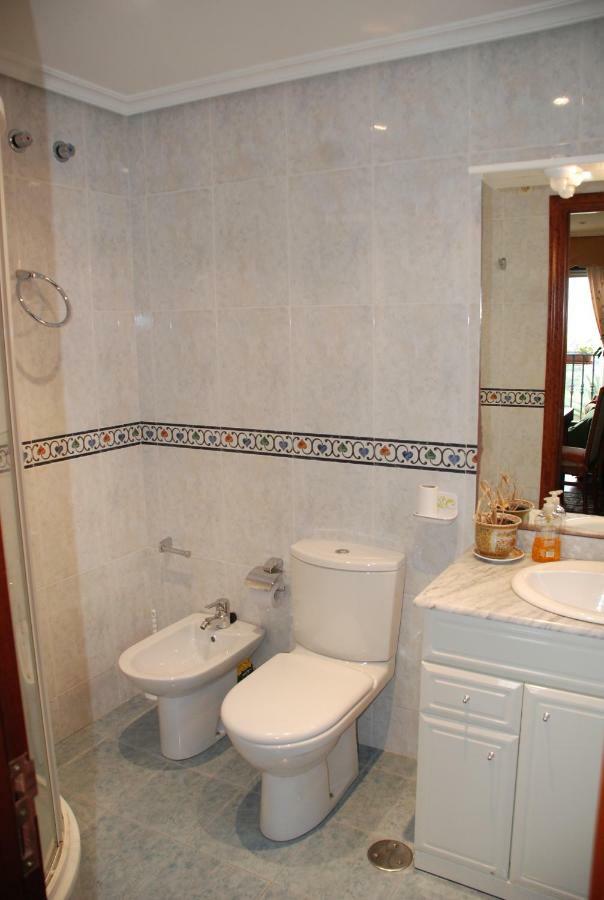 Апартаменти Piso Centrico Байона Екстер'єр фото